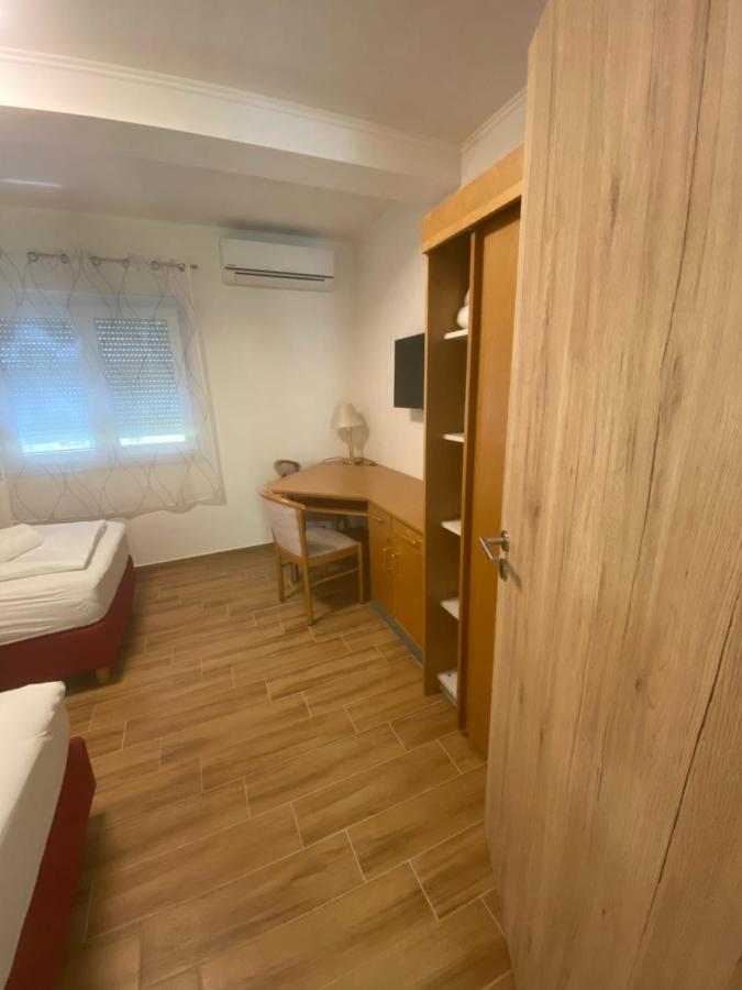 Liget Ueduelopark Fonyod Aparthotel Luaran gambar
